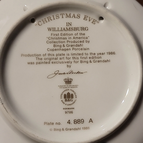 Vtg 86 Christmas Eve Williamsburg Bing & Grondahl 5" Porcelain Blue Plate - Picture 3 of 3